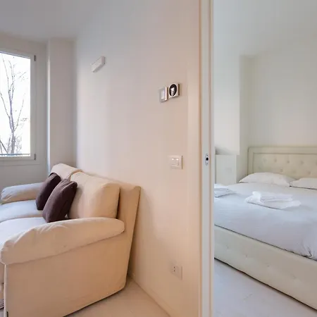 Bullona Elegant Apartment